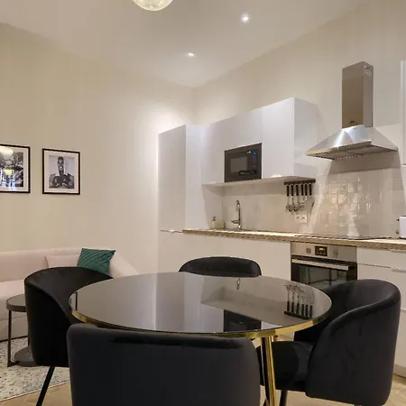 Casa Alma. Hyper Centre. Luxe. Apartment