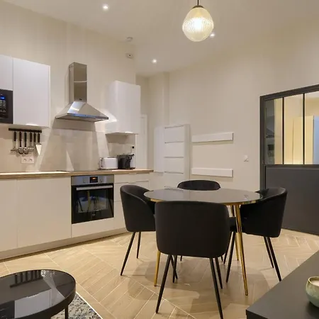 Casa Alma. Hyper Centre. Luxe. Apartment Nice