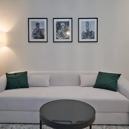 Casa Alma. Hyper Centre. Luxe. Apartment