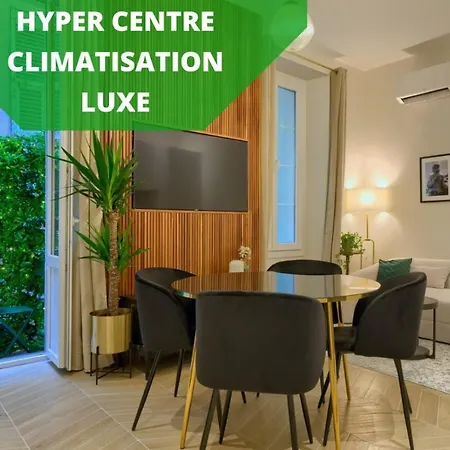 Apartment Casa Alma. Hyper Centre. Luxe. *